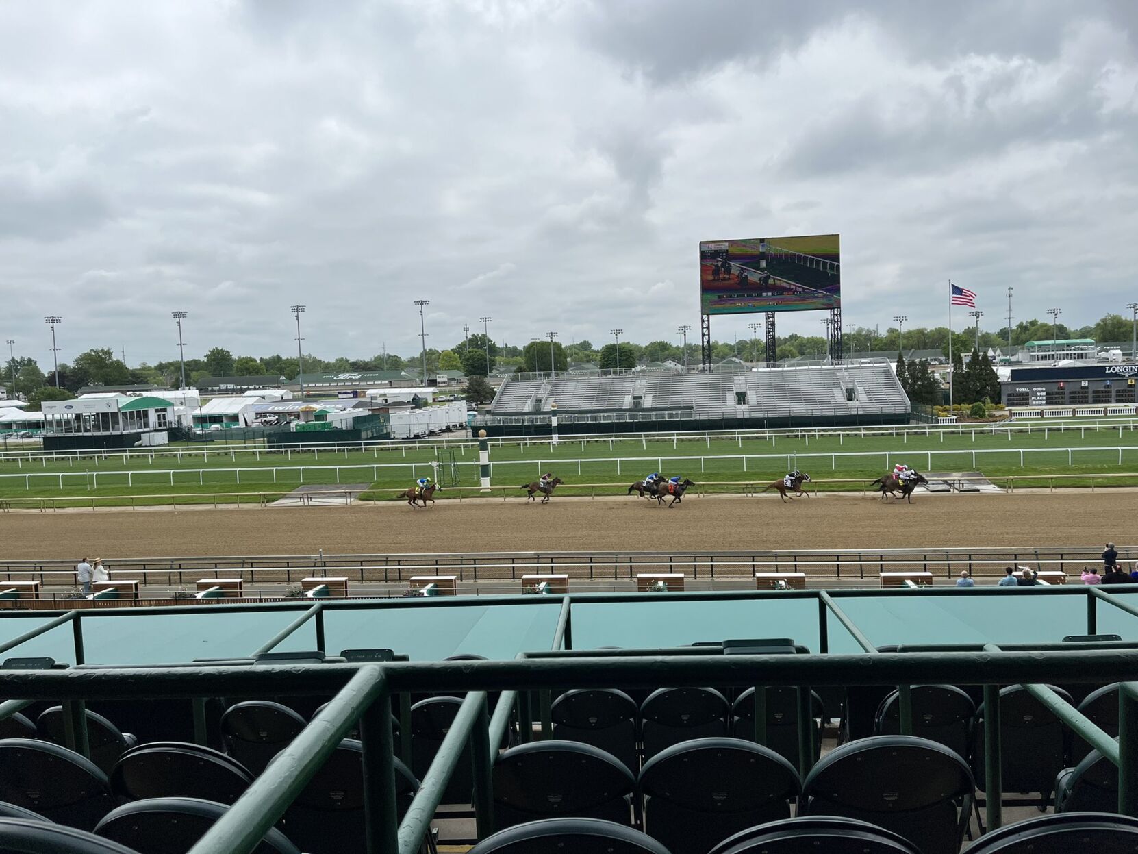 'Thurby' Day at Churchill Downs brings Louisville residents to the track